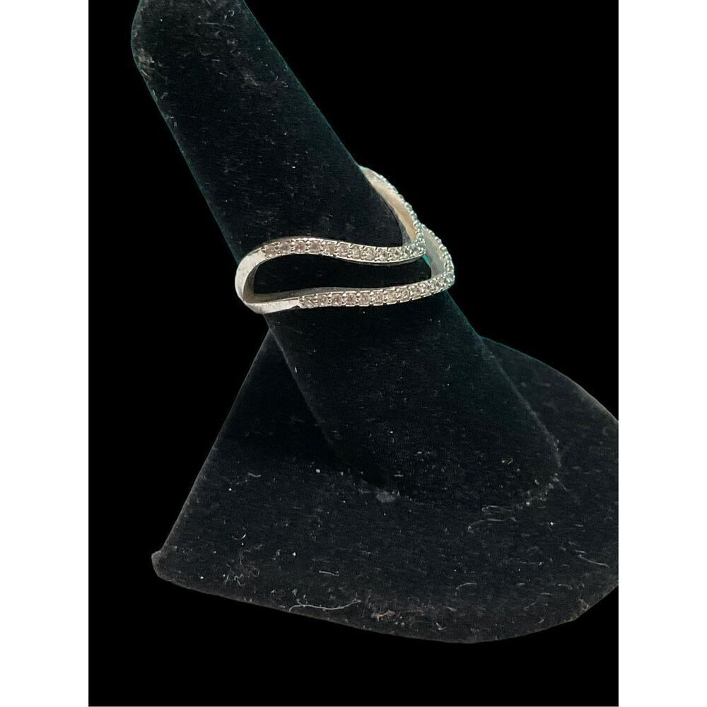Modern CZ ring